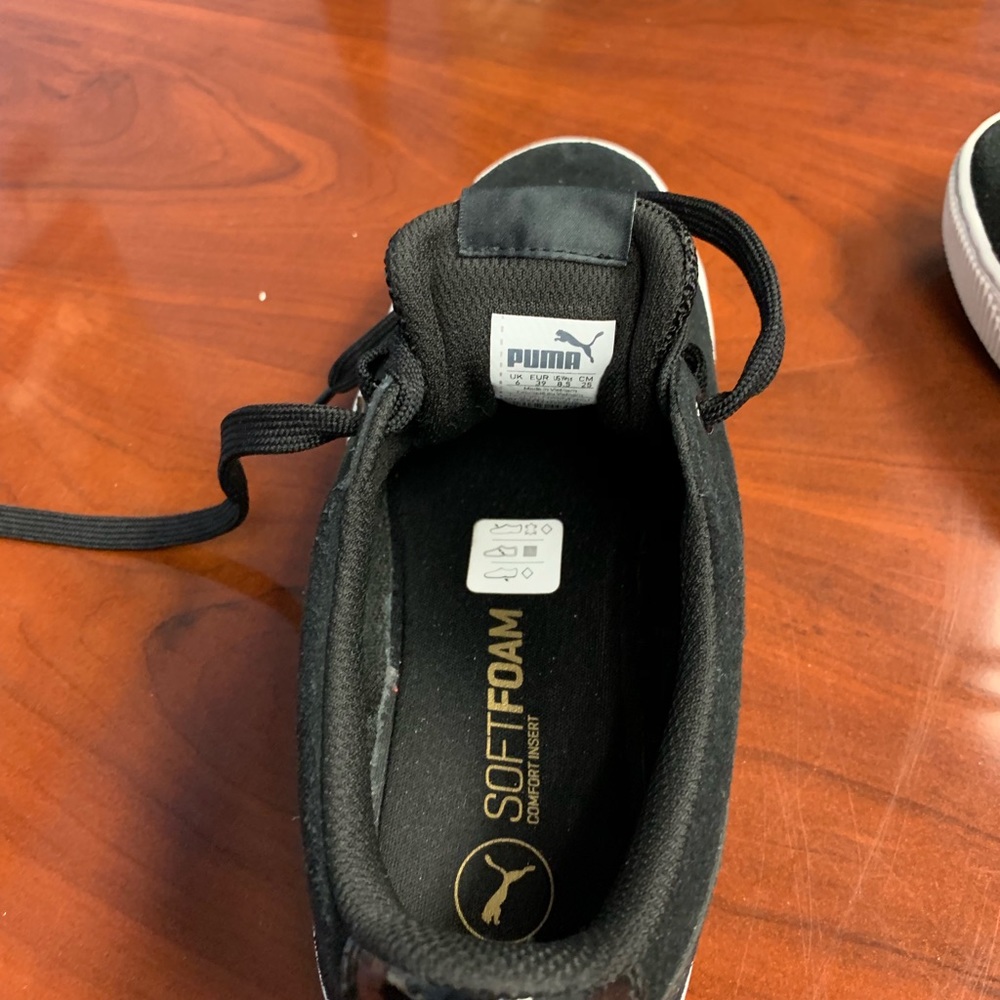 NWOT Puma Soft Foam size 8.5